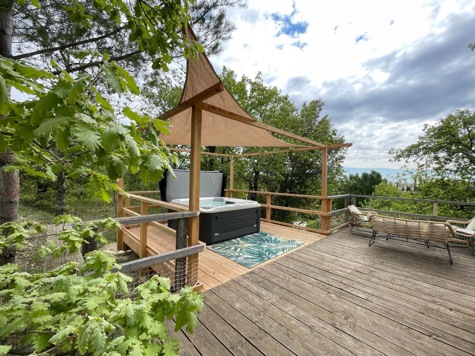 Les Yourtes De Provence Panzió Saint-Paulet-de-Caisson Kültér fotó